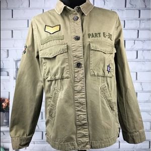 Love Tree Button Down Top Size Medium